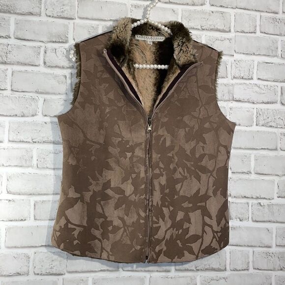 Robert Kitchen Canada Faux Fur Lined Women’s Vest Leaf Pattern Reversible Sz SP - Picture 1 of 7